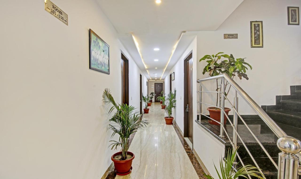 Hotel Treebo Royal Empire Adarsh Nagar, Chandīgarh Exteriér fotografie